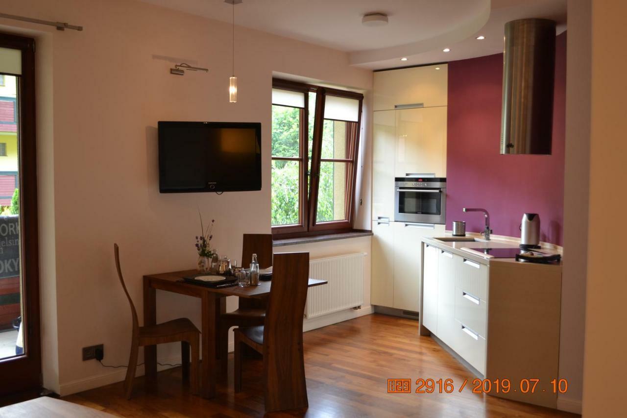 Apartament Parkowa Polana Z Ogrodem Apartment โปลานิซา-สดรอยจ์ ภายนอก รูปภาพ
